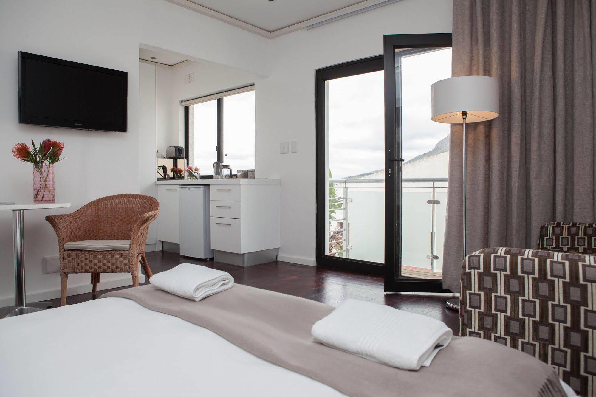 Maison d'hôtes Upperbloem Guesthouse&apartments 3*
